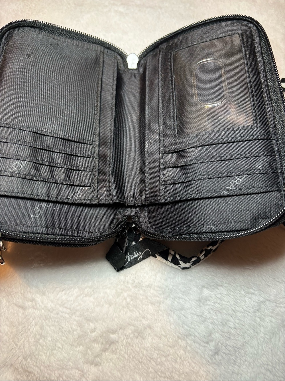 Vera Bradley Black & White Geometric Crossbody Phone Bag - Picture 3 of 8